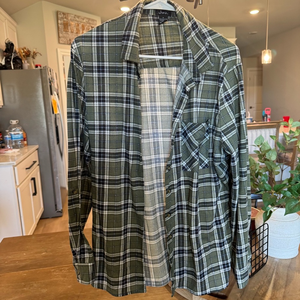 Green Women’s Flannel
